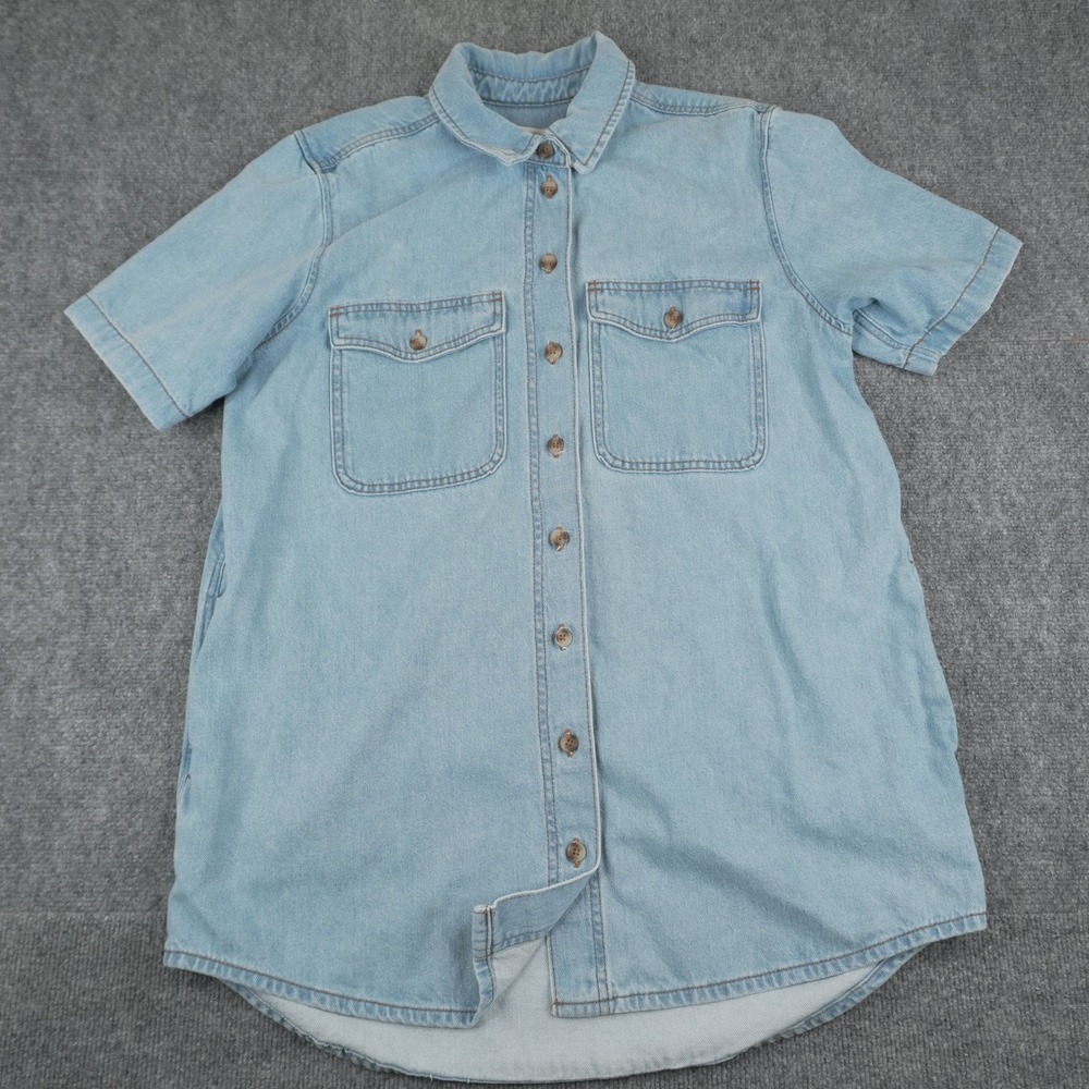 Universal Thread Denim Long-Shirt Womens Medium Light Blue Short Slv Button Down
